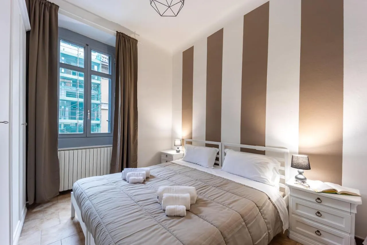 Apt Vicino Alla Metropolitana Porta Romana, 4 Minuti Da Duomo, Free Wifi&Netflix Milan